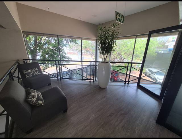 861M² OFFICE FOR SALE IN RIVONIA